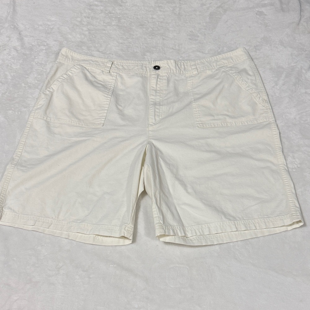 Northern Reflections Off-White Flat Front Shorts